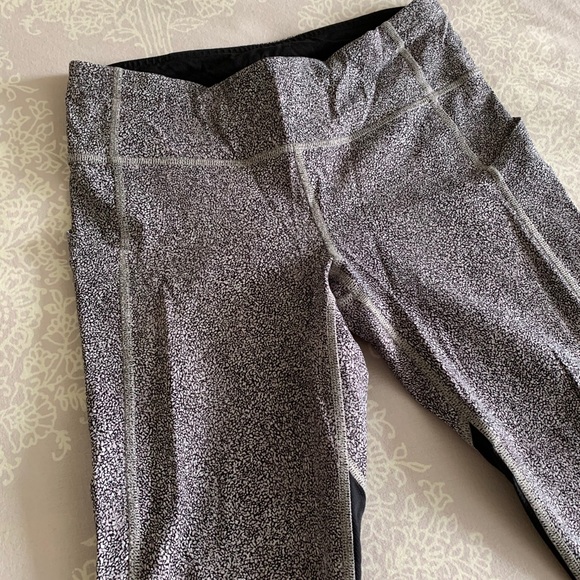Lululemon Pace Rival High Rise Cropped Legging - Picture 3 of 6